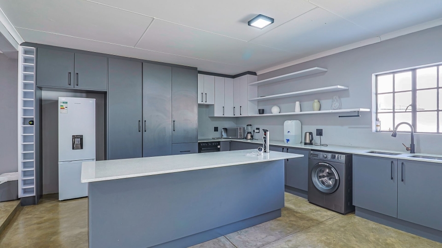 4 Bedroom Property for Sale in Cashan North West